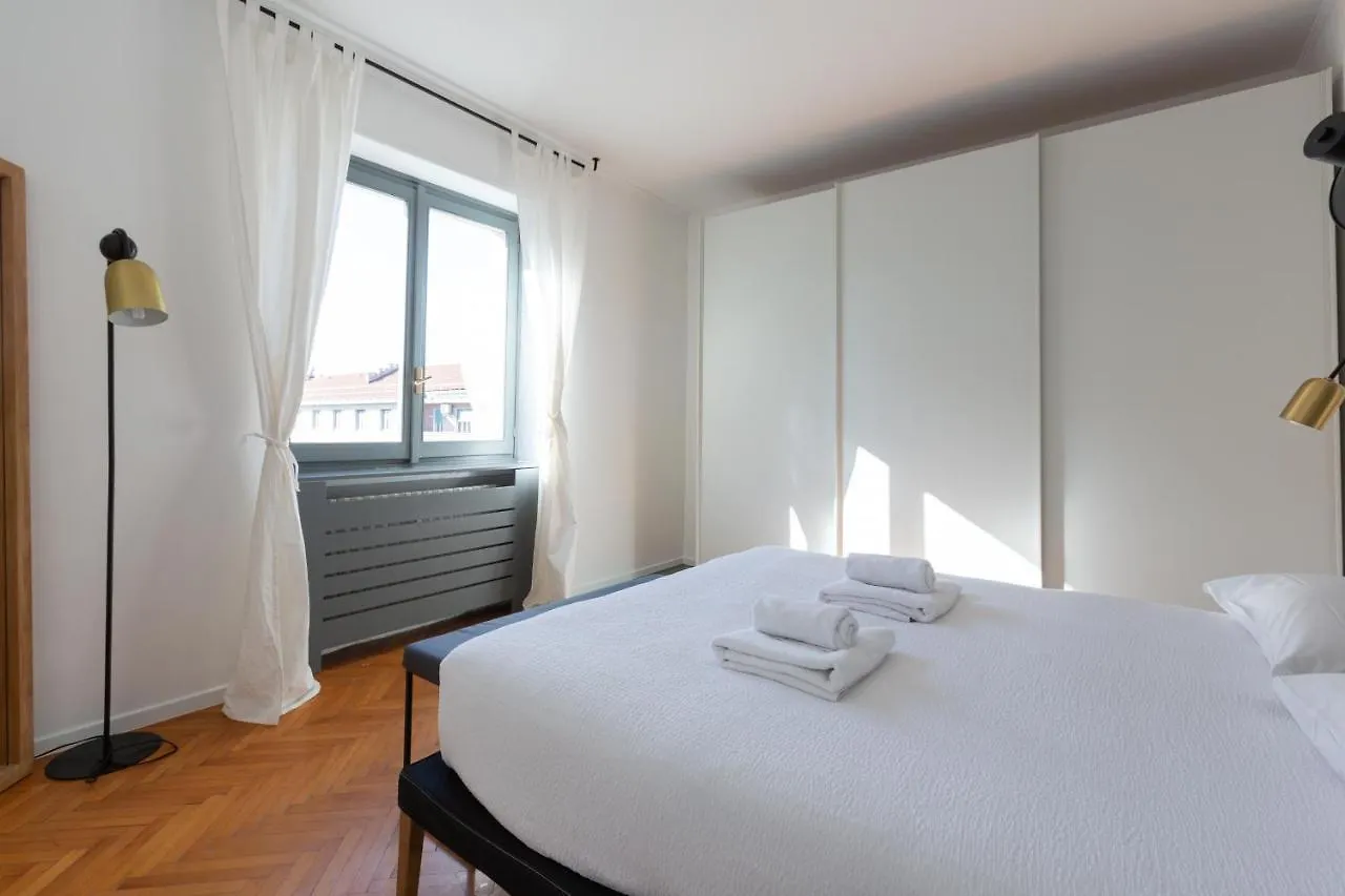 Sant'Ambrogio Bright And Stylish Flat Apartman Milánó