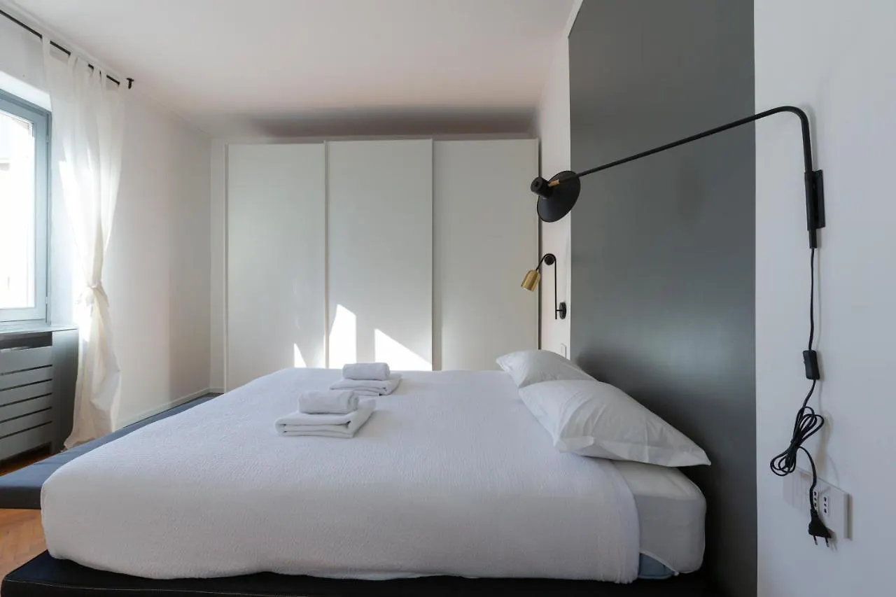 Sant'Ambrogio Bright And Stylish Flat Apartman Milánó